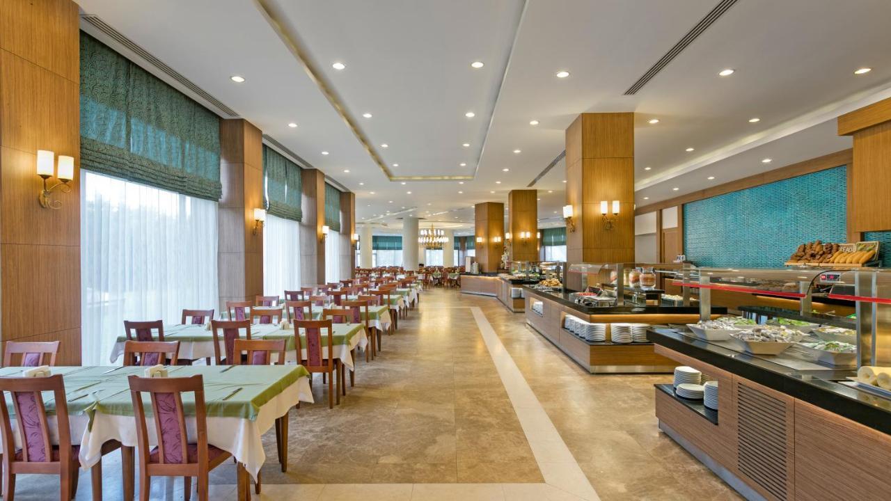 Oezkaymak Select Resort 阿拉尼亚 外观 照片