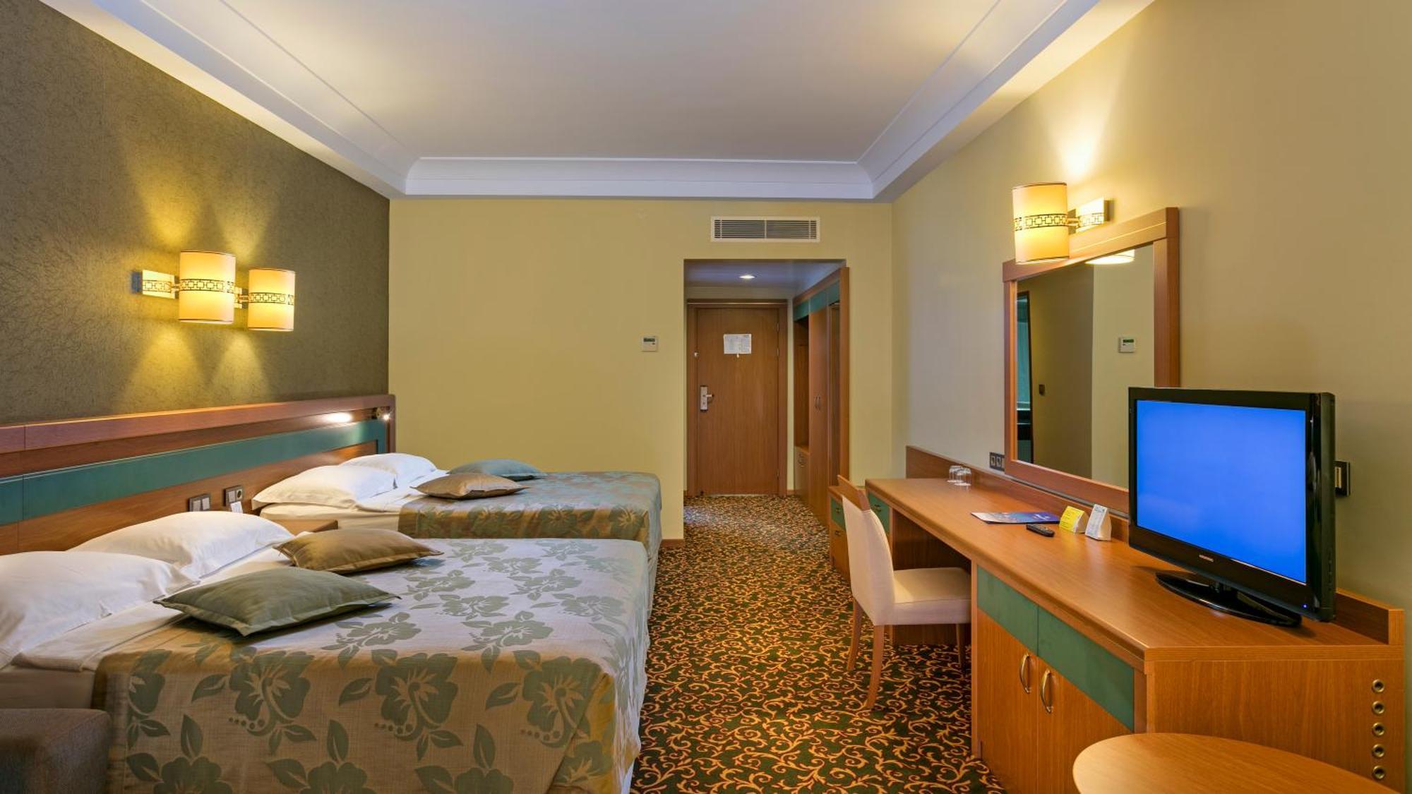 Oezkaymak Select Resort 阿拉尼亚 客房 照片